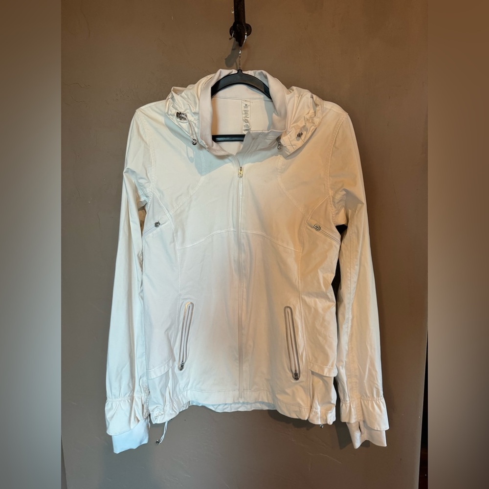 Lululemon Puddle Jumper jacket size 8 white